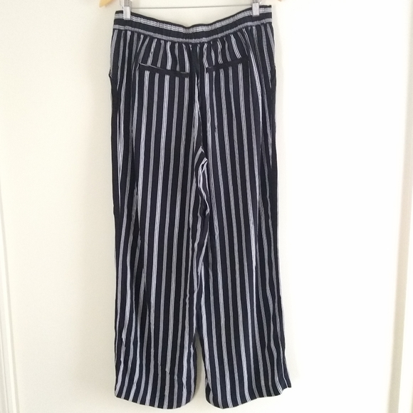 LOFT Pull on Pants - Picture 5 of 8